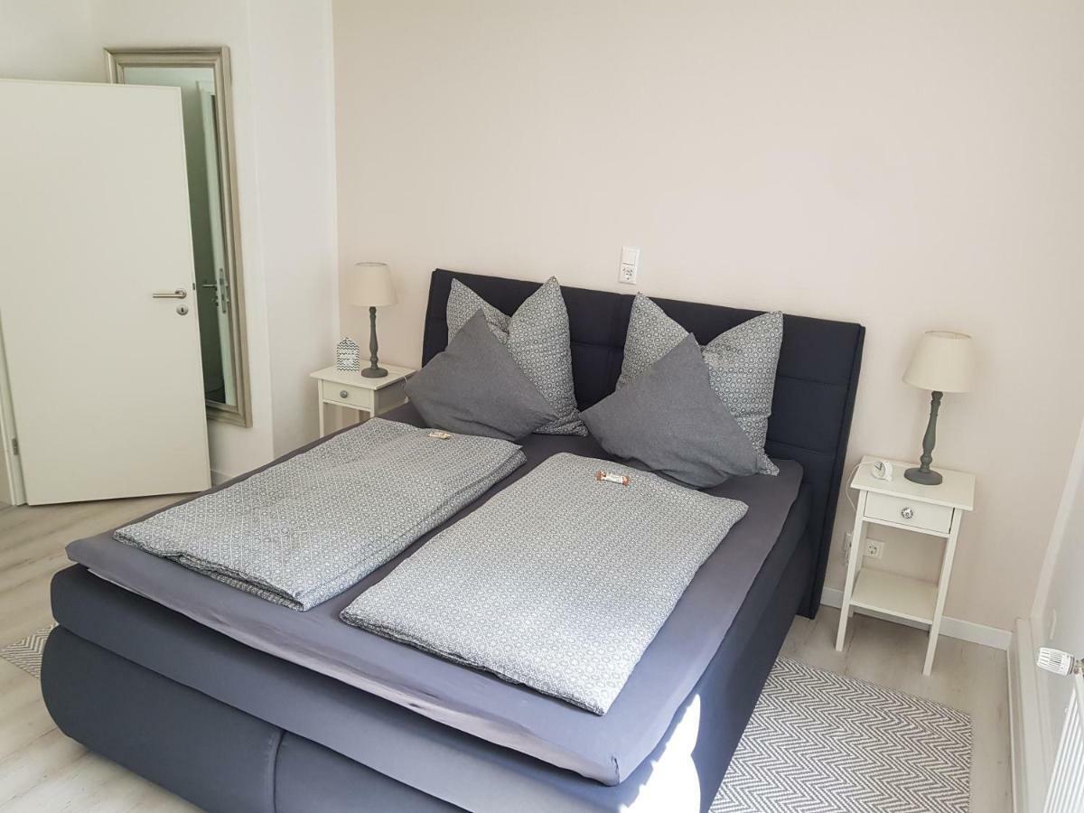 Grosse, Helle Ferienwohnung Mit 2 Balkonen Auf Dem Bauernhof In Der Lueneburger Heide Oetzen Exterior photo